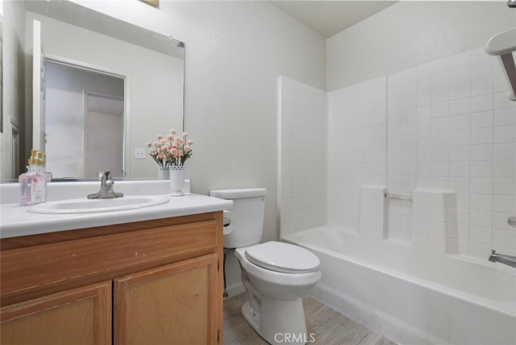 557 Monique St, Merced, CA 95341