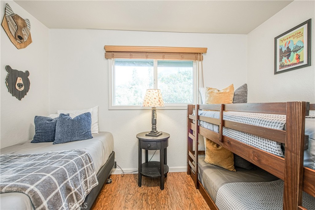 37748 Marina View Drive, Bass Lake, CA 93604