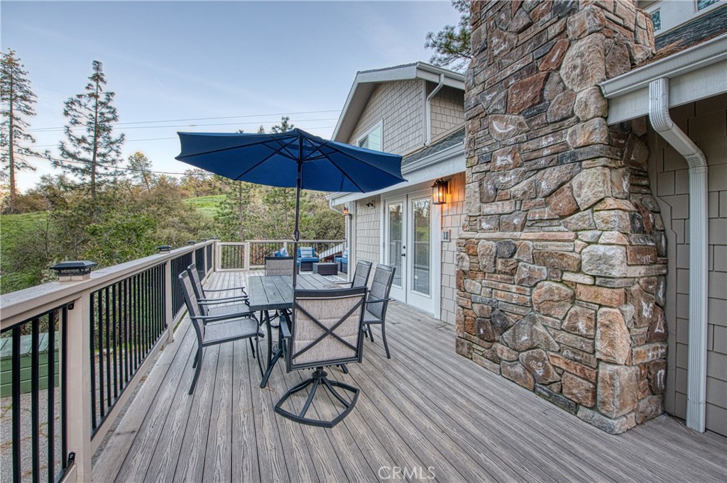 37748 Marina View Drive, Bass Lake, CA 93604