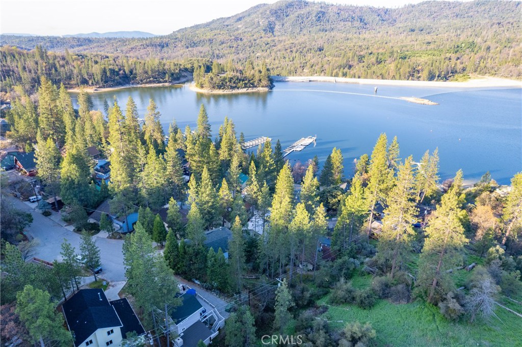 37748 Marina View Drive, Bass Lake, CA 93604
