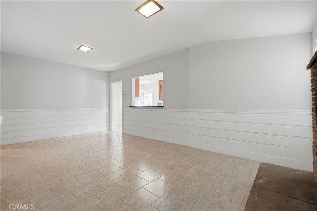 1647 N Harrison, Fresno, CA 93704