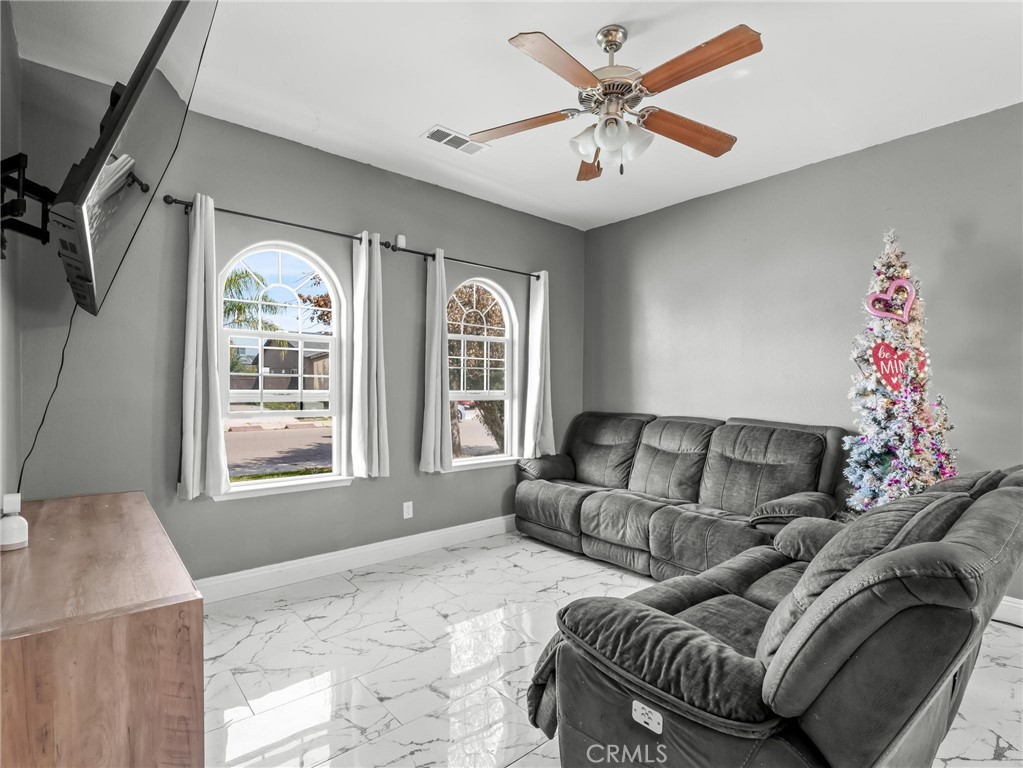 337 Ramona, Orange Cove, CA 93646