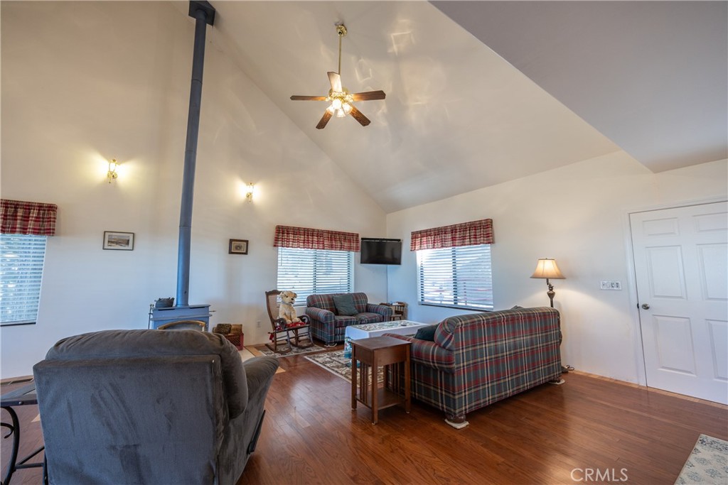 7501 Yosemite Park, Yosemite, CA 95389