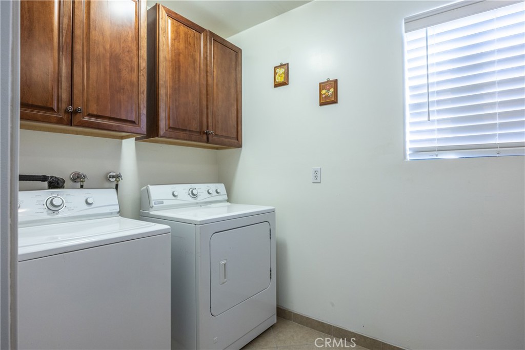 7501 Yosemite Park, Yosemite, CA 95389