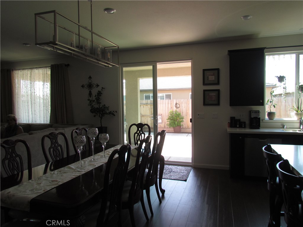 4758 Bellaire, Clovis, CA 93619