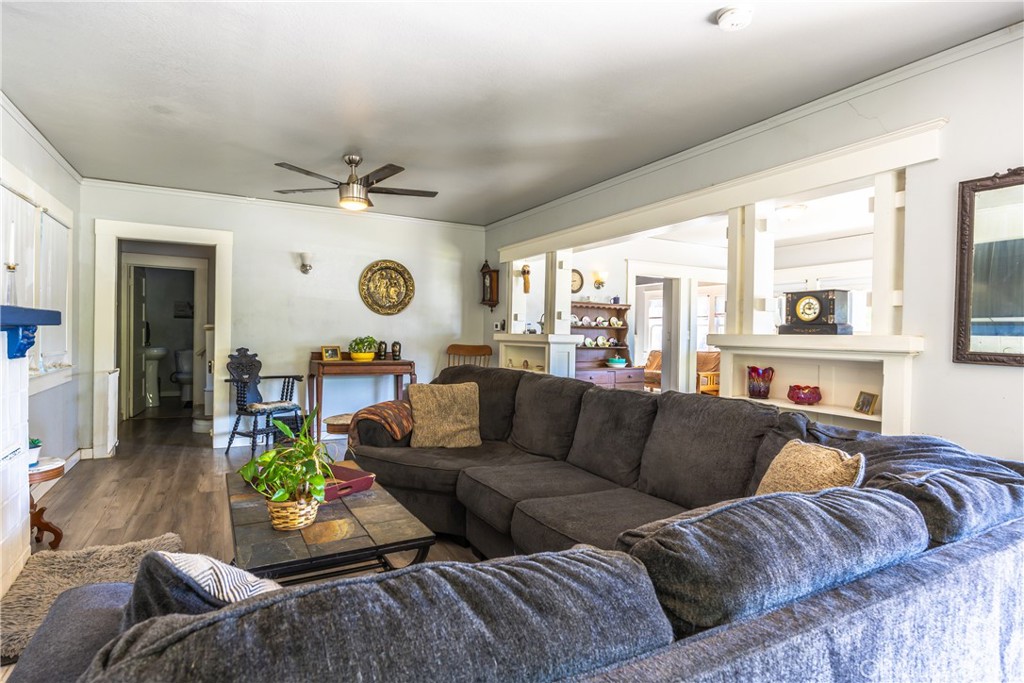 3463 E Kerckhoff, Fresno, CA 93702