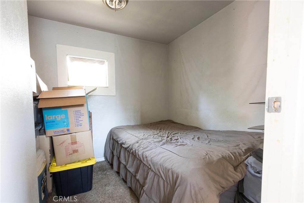 3463 E Kerckhoff, Fresno, CA 93702