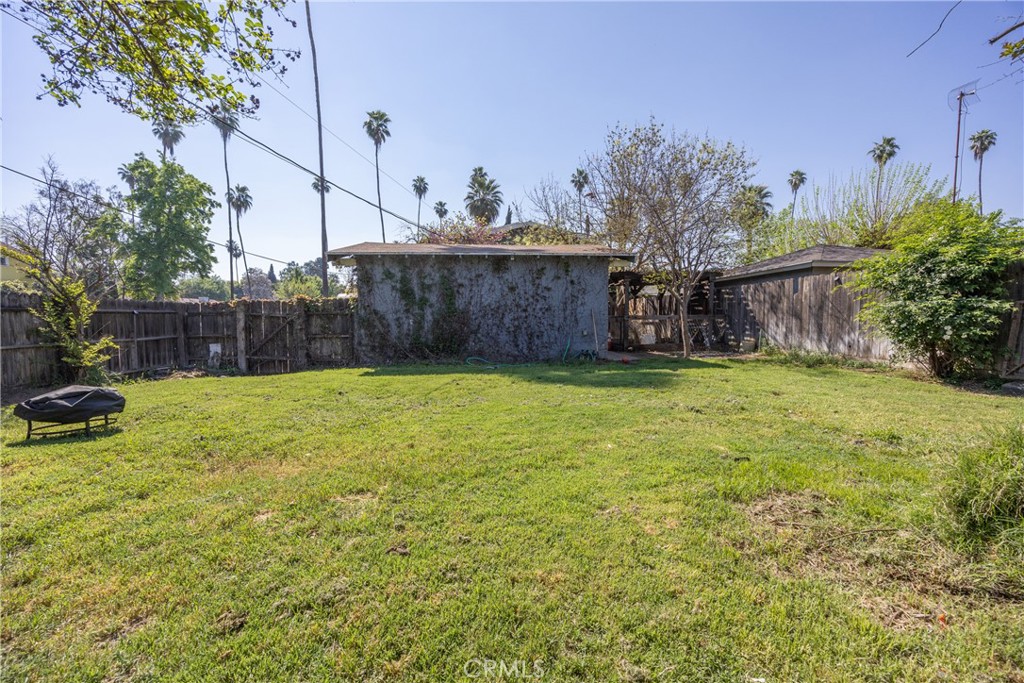 3463 E Kerckhoff, Fresno, CA 93702