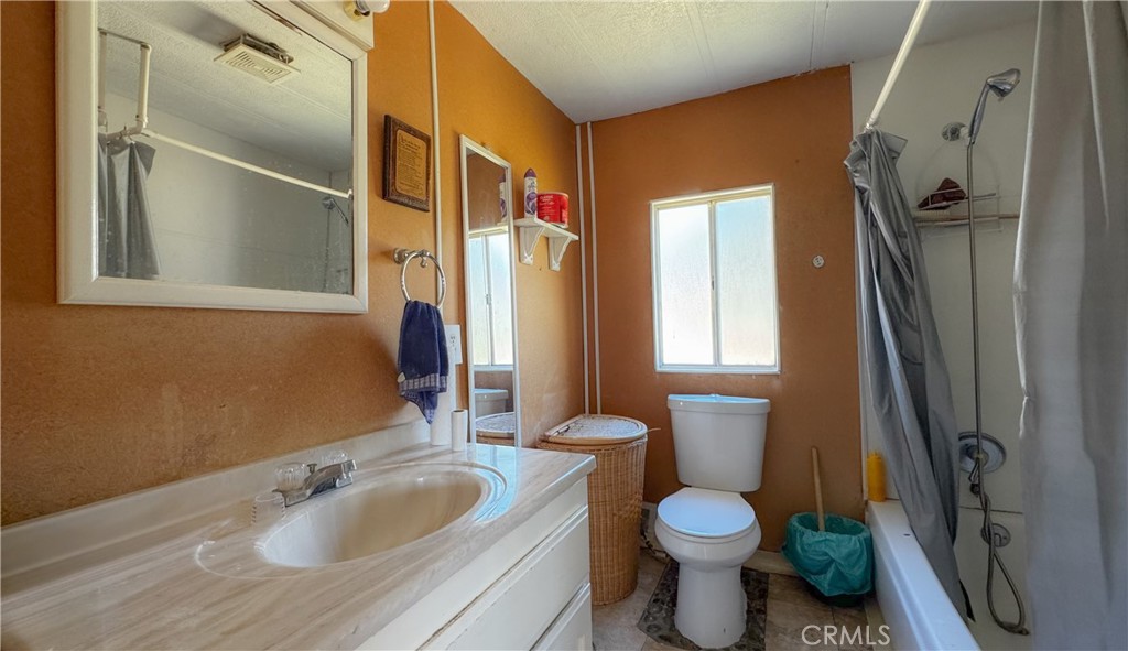 33404 Robinhood Dr, Coarsegold, CA 93614