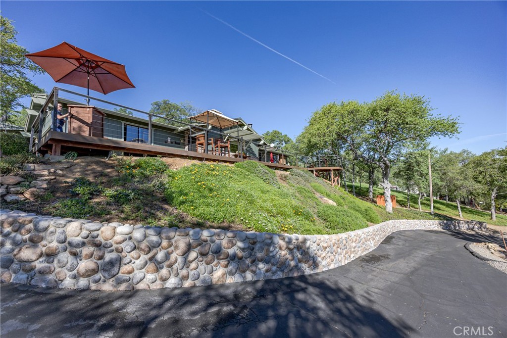 29890 Horseshoe Dr, Coarsegold, CA 93614