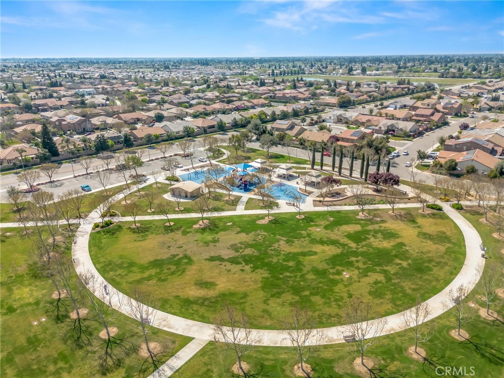 1178 Blackwood, Clovis, CA 93619