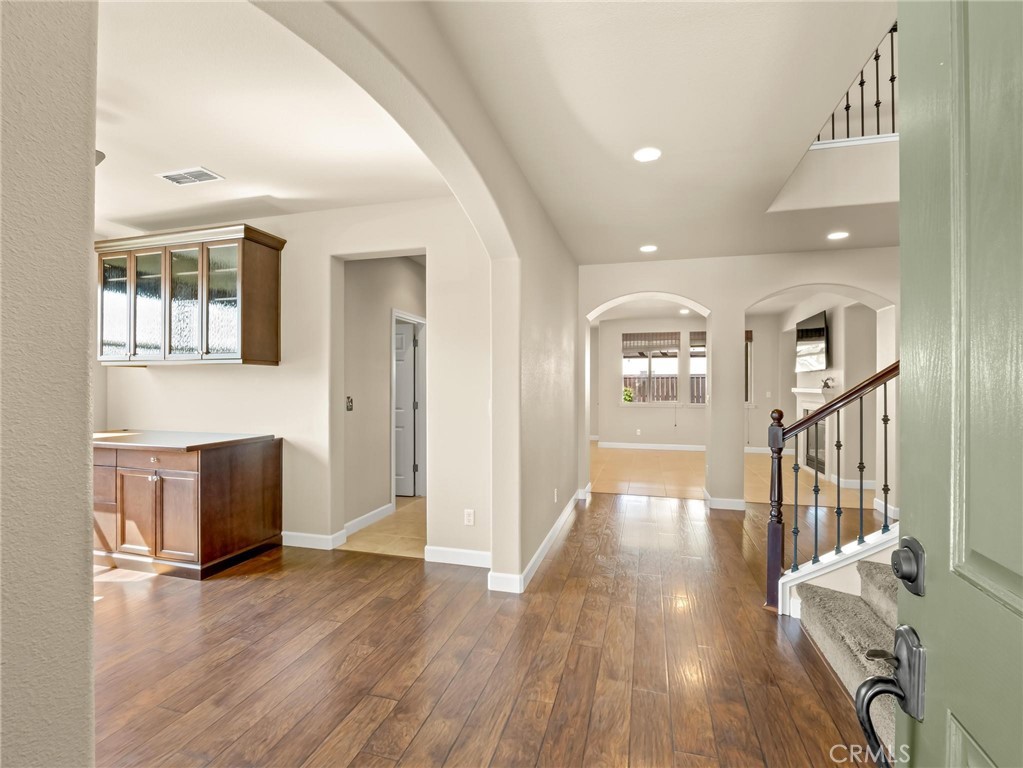 1178 Blackwood, Clovis, CA 93619