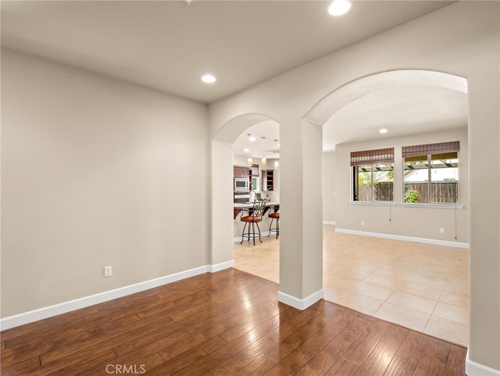 1178 Blackwood, Clovis, CA 93619