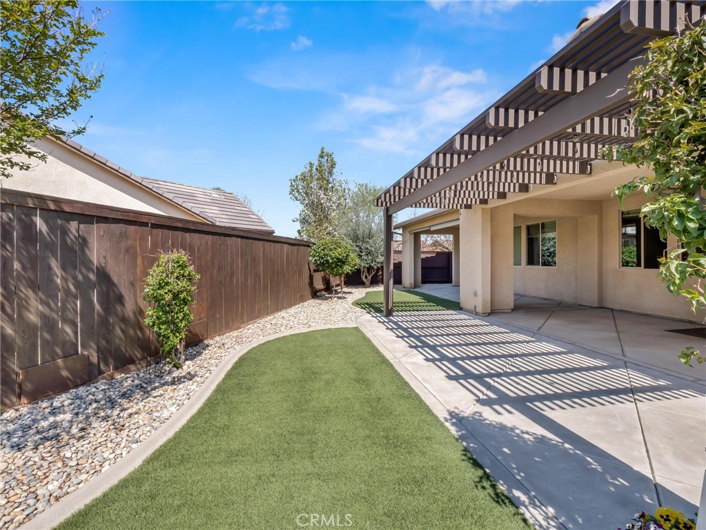 1178 Blackwood, Clovis, CA 93619