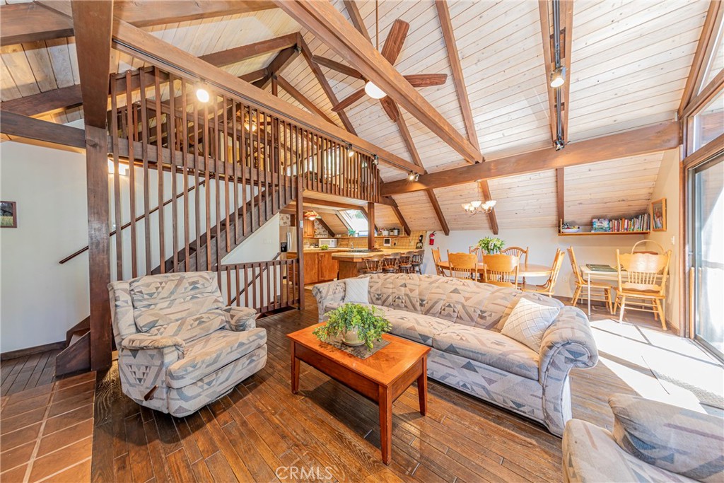 1163 Silver Tip, Fish Camp, CA 93623