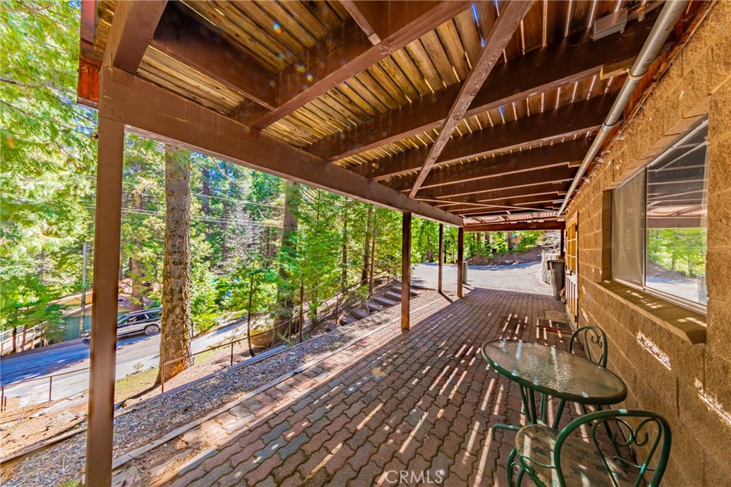 1163 Silver Tip, Fish Camp, CA 93623