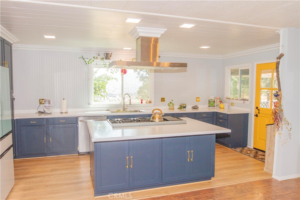 35032 George Smith, Squaw Valley, CA 93675