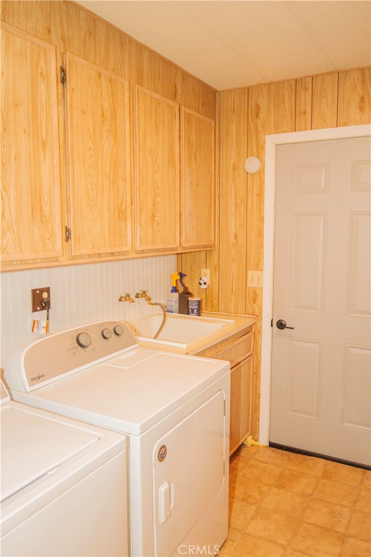 35032 George Smith, Squaw Valley, CA 93675