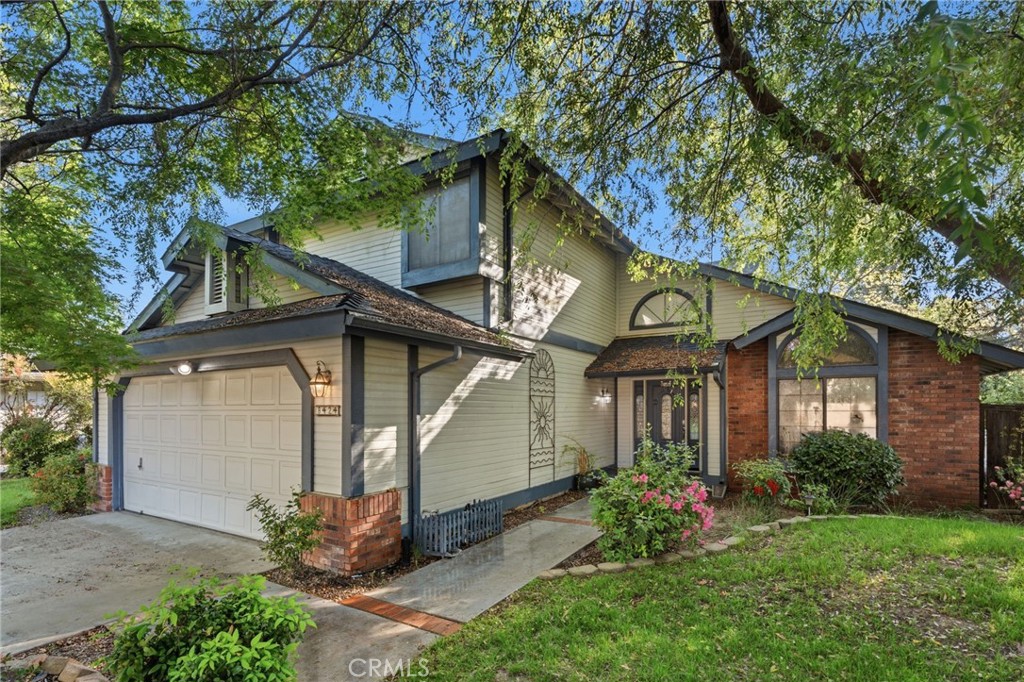 6424 Vagedes, Fresno, CA 93711