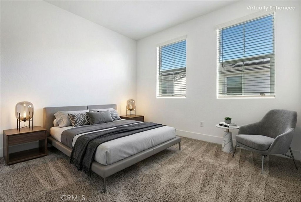 2725 E Teaberry Dr, Fresno, CA 93730