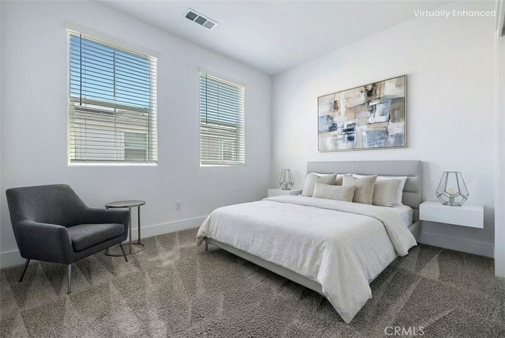 2725 E Teaberry Dr, Fresno, CA 93730