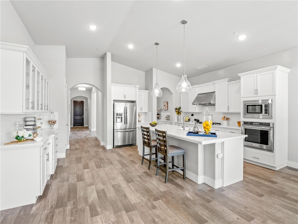 1734 N Park, Clovis, CA 93619