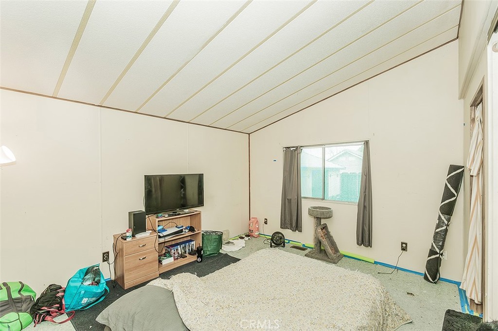 17423 Bluewater Bay Ln, Friant, CA 93626