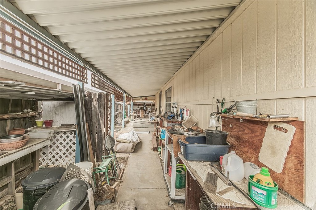 17423 Bluewater Bay Ln, Friant, CA 93626