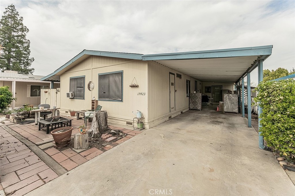 17423 Bluewater Bay Ln, Friant, CA 93626