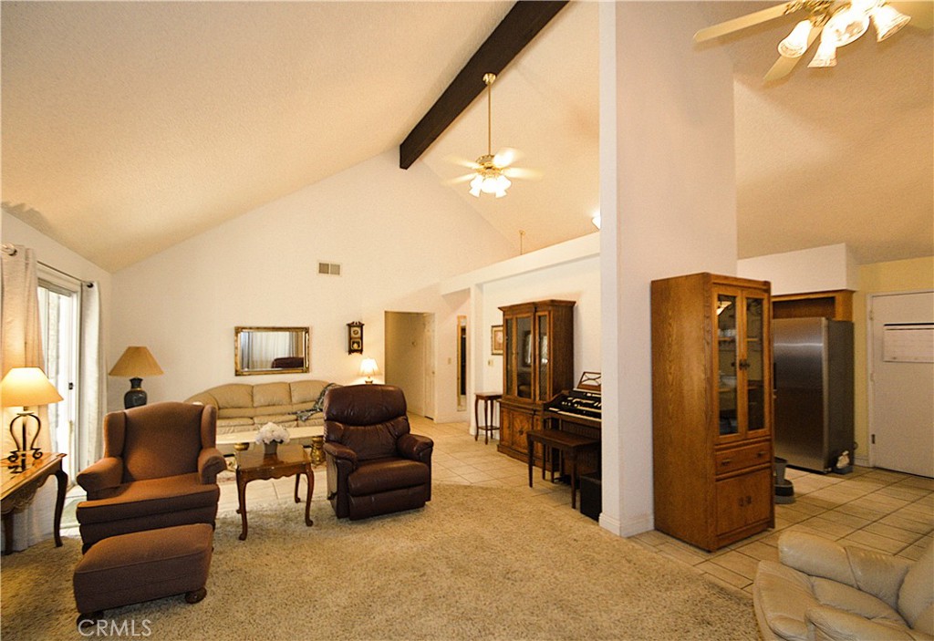 2037 E Decatur, Fresno, CA 93720