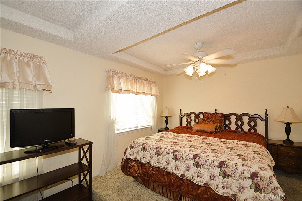 2037 E Decatur, Fresno, CA 93720