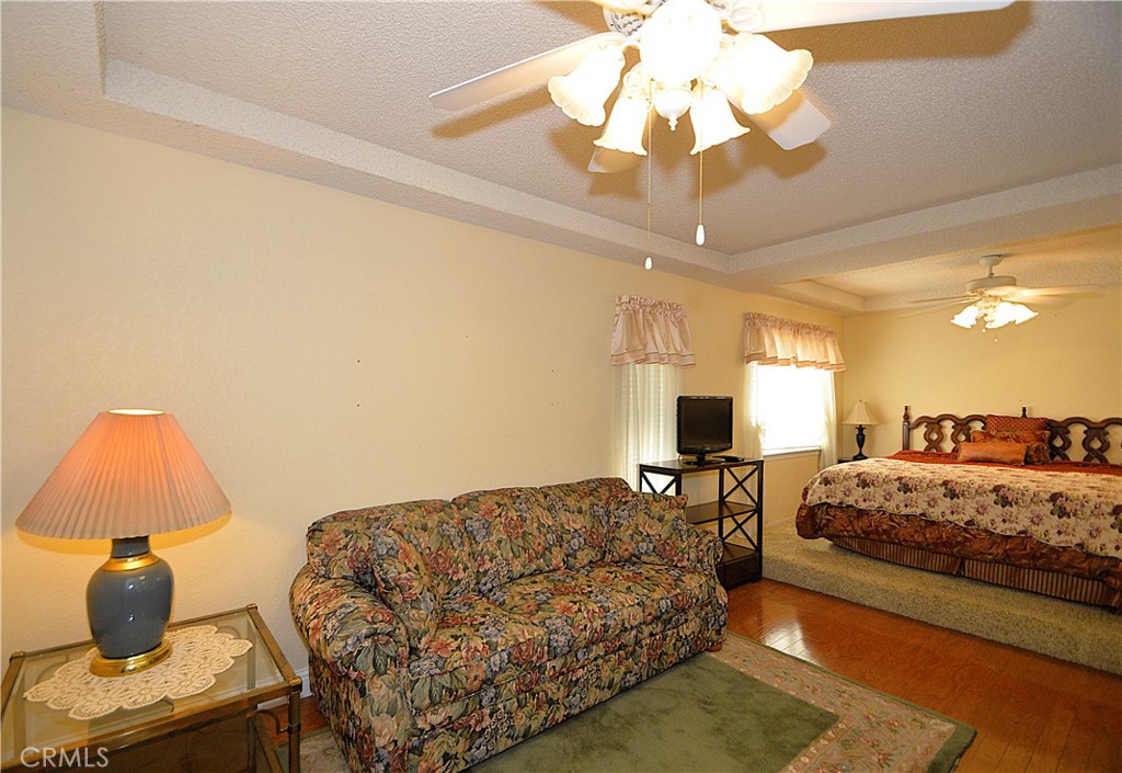 2037 E Decatur, Fresno, CA 93720