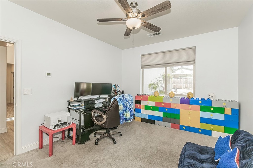 877 Treasure Hills, Madera, CA 93636