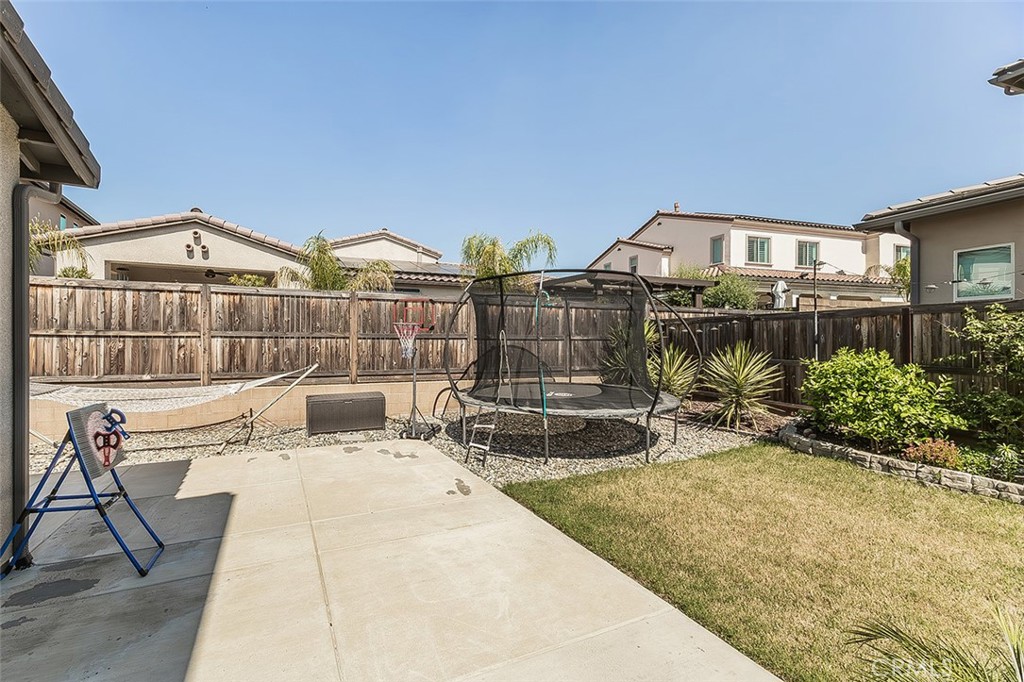 877 Treasure Hills, Madera, CA 93636