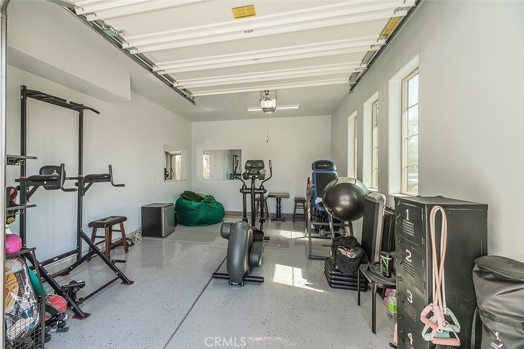 877 Treasure Hills, Madera, CA 93636