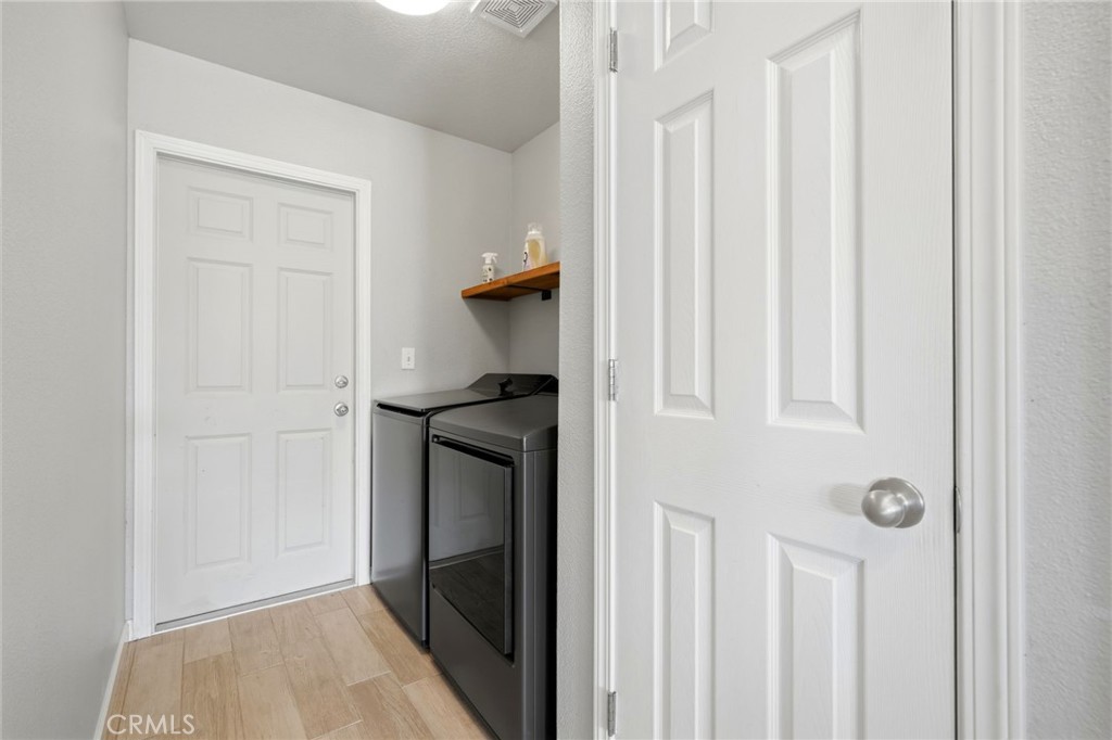 1849 W Spring Crest, Hanford, CA 93230