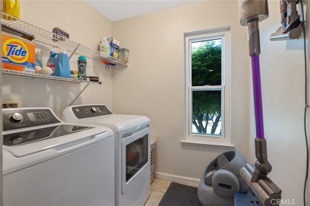 517 Tucker Ave, Sanger, CA 93657