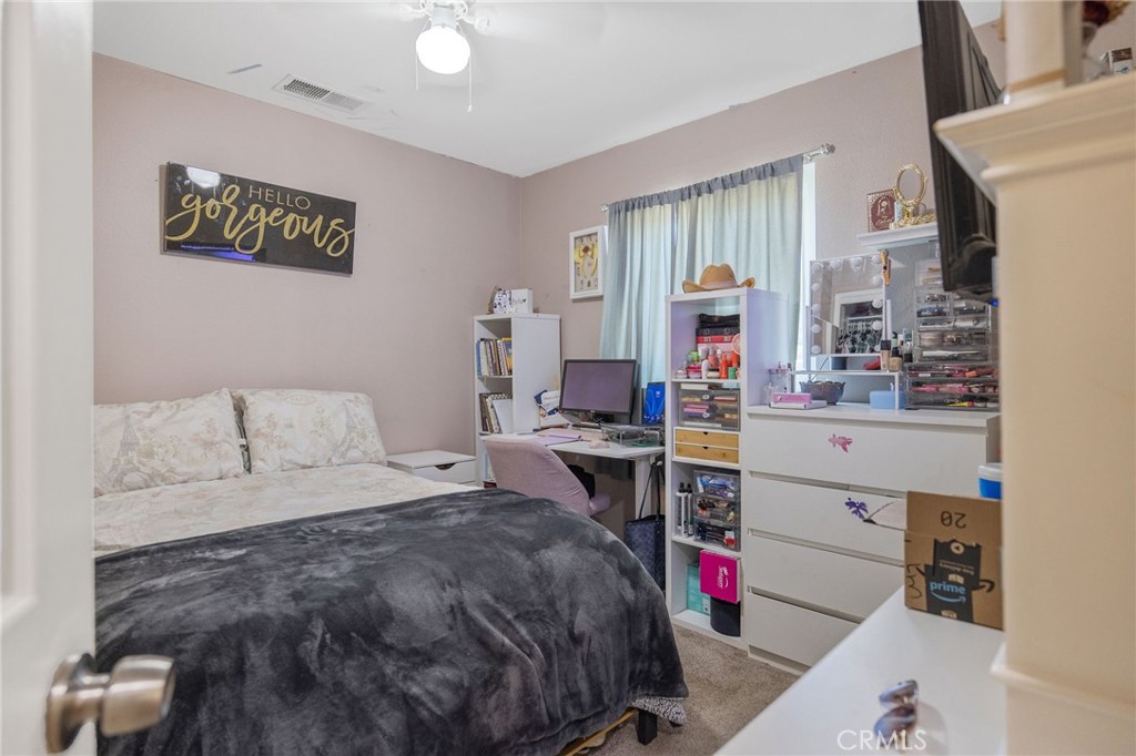 517 Tucker Ave, Sanger, CA 93657