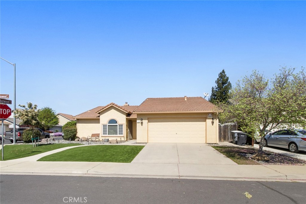2588 Foxwood Ct, Oakdale, CA 95361