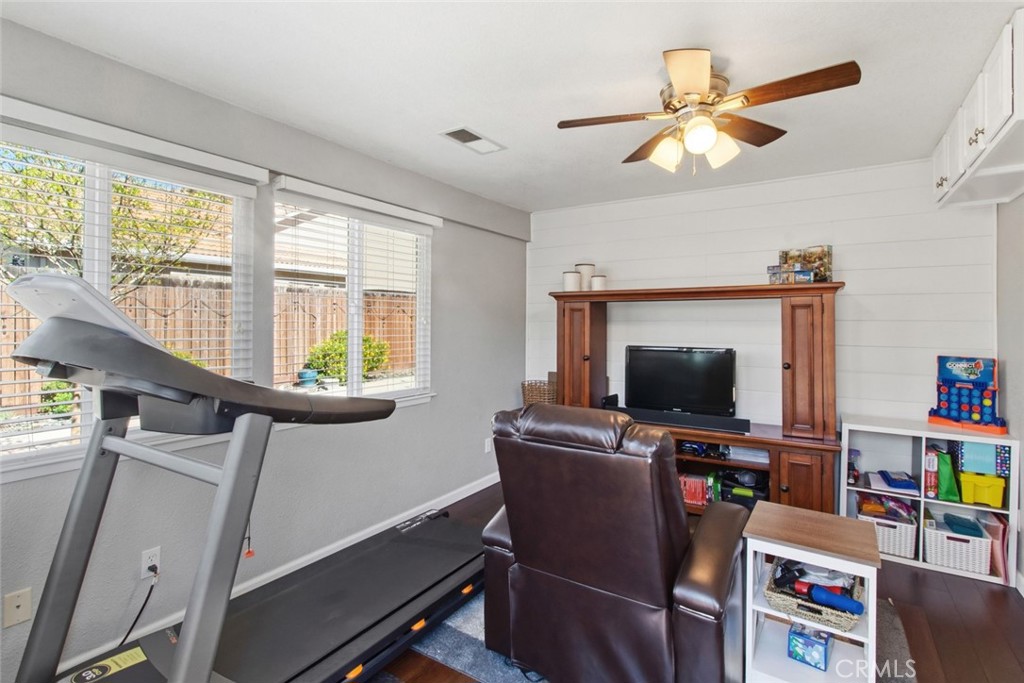 2588 Foxwood Ct, Oakdale, CA 95361