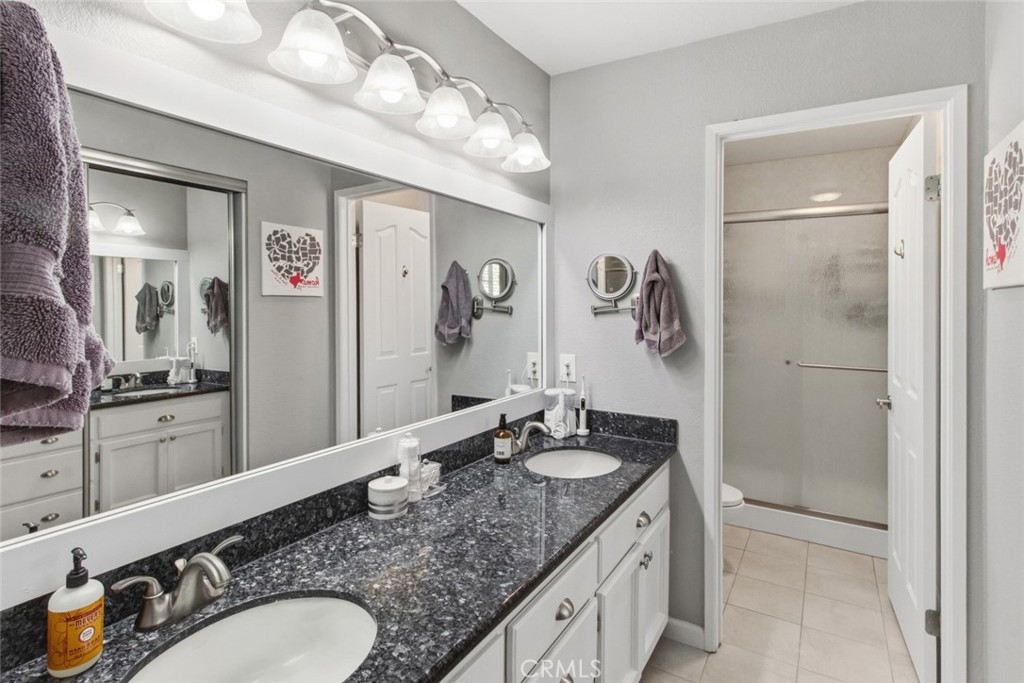 2588 Foxwood Ct, Oakdale, CA 95361