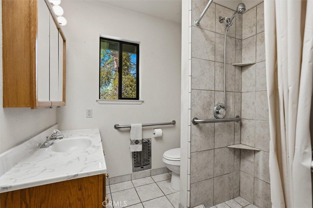 34200 Old Hickory, Coarsegold, CA 93614