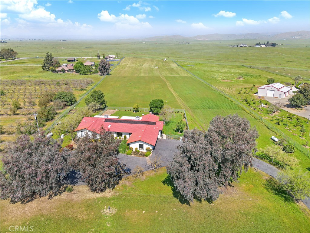 4776 Stetson, Clovis, CA 93619