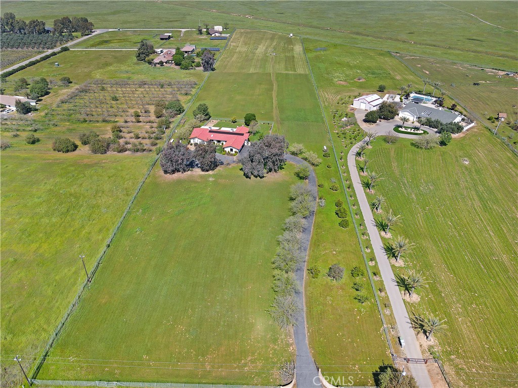 4776 Stetson, Clovis, CA 93619