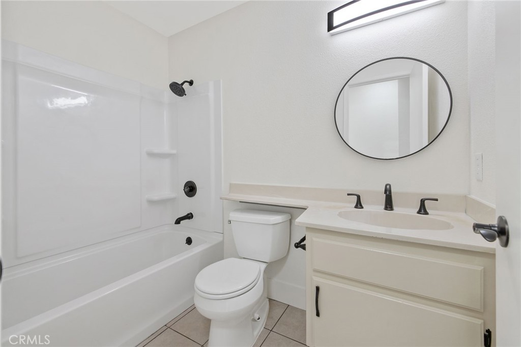 1171 State St, Hanford, CA 93230