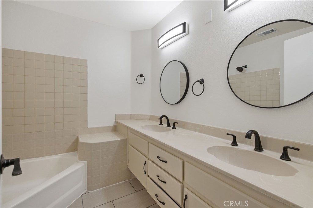 1171 State St, Hanford, CA 93230