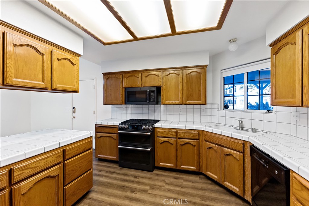 22 N Bliss, Clovis, CA 93611