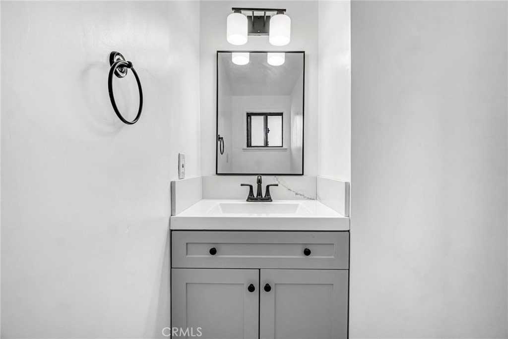 5132 E Washington, Fresno, CA 93727