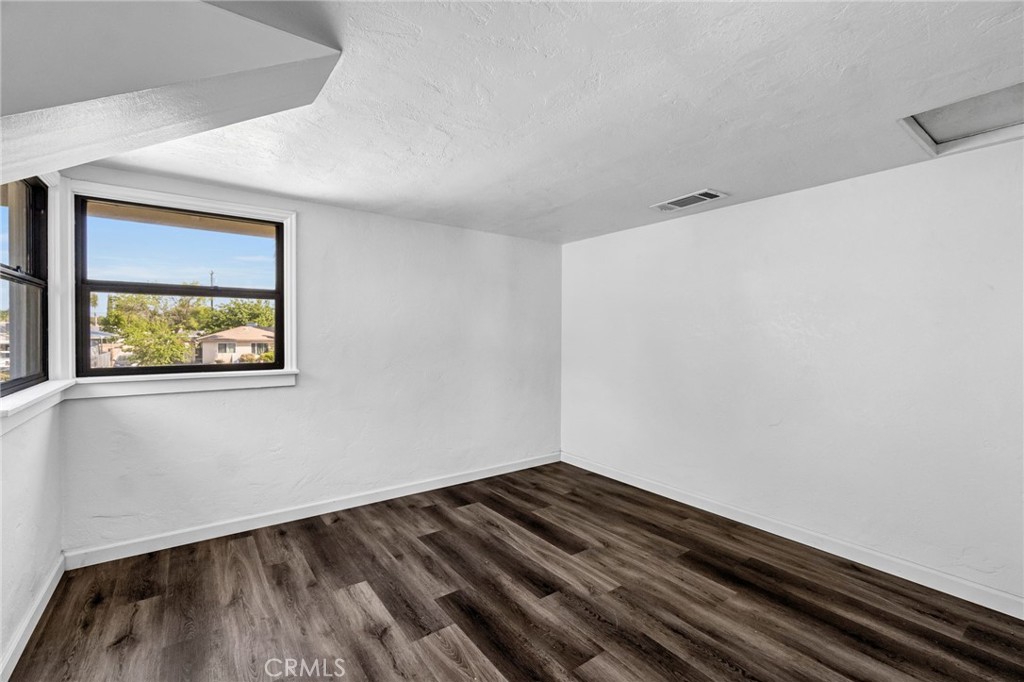 5132 E Washington, Fresno, CA 93727