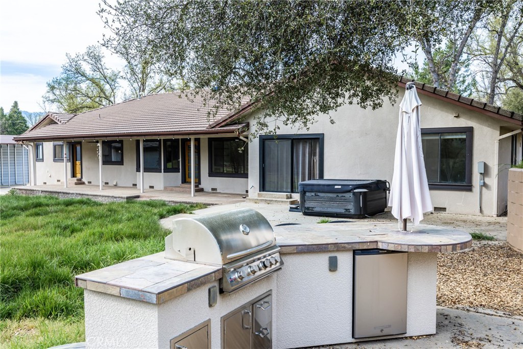 45344 S Oakview, Oakhurst, CA 93644